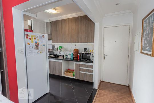 Cozinha de apartamento à venda com 2 quartos, 64m² em Jardim das Laranjeiras, São Paulo