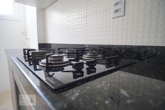Cozinha de apartamento para alugar com 2 quartos, 55m² em Jardim Itu Sabará, Porto Alegre