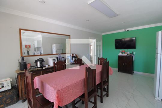 Cozinha de casa para alugar com 3 quartos, 300m² em Interlagos, São Paulo