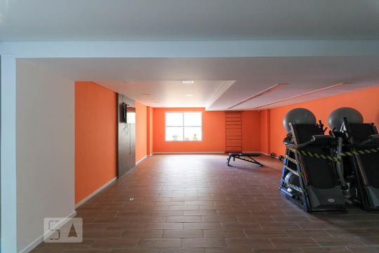 Academia de kitnet/studio à venda com 1 quarto, 35m² em Centro, Curitiba