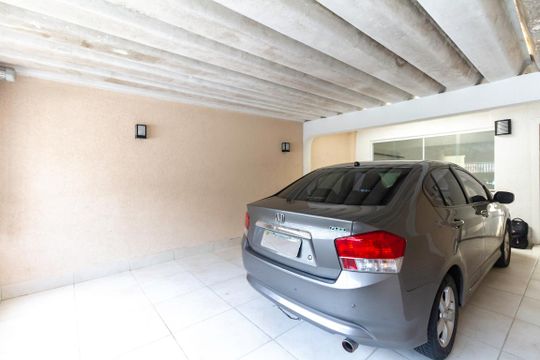 Garagem de casa à venda com 3 quartos, 300m² em Jardim Santa Cruz (sacoma), São Paulo