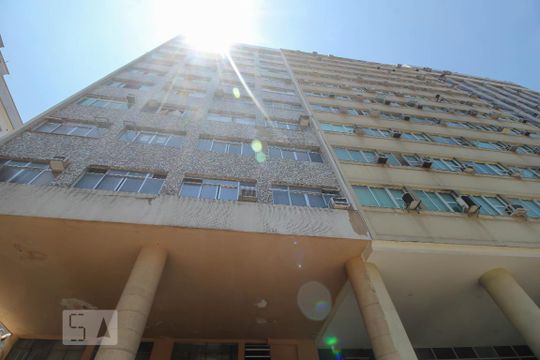 Fachada do Prédio de kitnet/studio para alugar com 1 quarto, 22m² em Centro, Rio de Janeiro