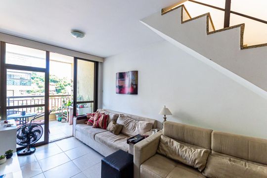 Sala de apartamento à venda com 4 quartos, 200m² em Santa Rosa, Niterói