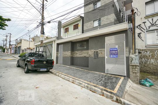 Fachada de apartamento para alugar com 2 quartos, 47m² em Água Rasa, São Paulo