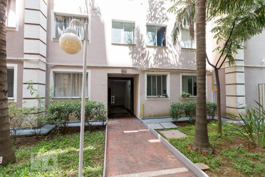 Entrada do bloco de apartamento à venda com 2 quartos, 47m² em Vila Rio, Guarulhos
