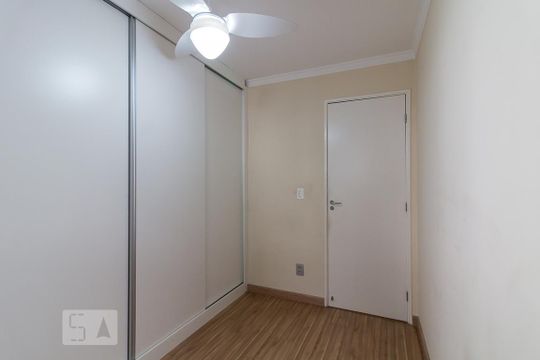 Quarto 1 de apartamento à venda com 2 quartos, 47m² em Vila Rio, Guarulhos