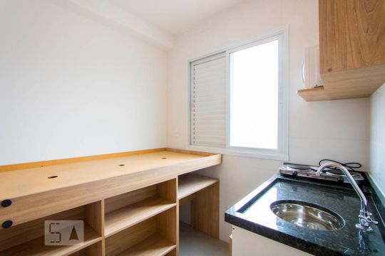 Kitnet/Studio para alugar com 1 quarto, 10m² em Vila São Pedro, Santo André