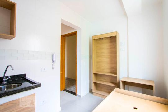 Quarto/Cozinha de kitnet/studio para alugar com 1 quarto, 13m² em Vila São Pedro, Santo André
