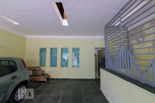 Garagem de casa à venda com 8 quartos, 300m² em Cidade Brasil, Guarulhos