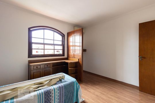 Quarto de casa à venda com 3 quartos, 280m² em Vila Pereira Barreto, São Paulo