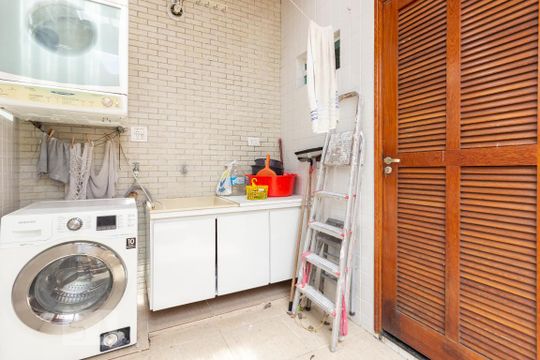 Área de Serviço de casa à venda com 3 quartos, 280m² em Vila Pereira Barreto, São Paulo