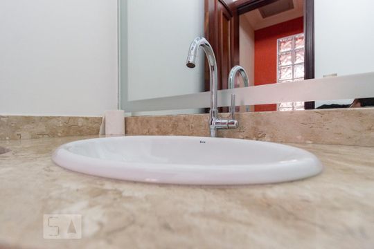 Lavabo de casa à venda com 3 quartos, 280m² em Vila Pereira Barreto, São Paulo