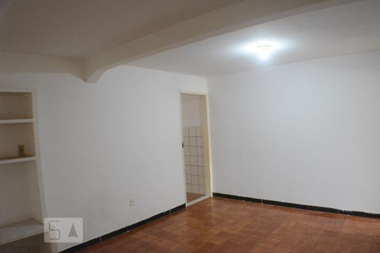 Casa para alugar com 3 quartos, 102m² em Estrada das Barreiras, Salvador