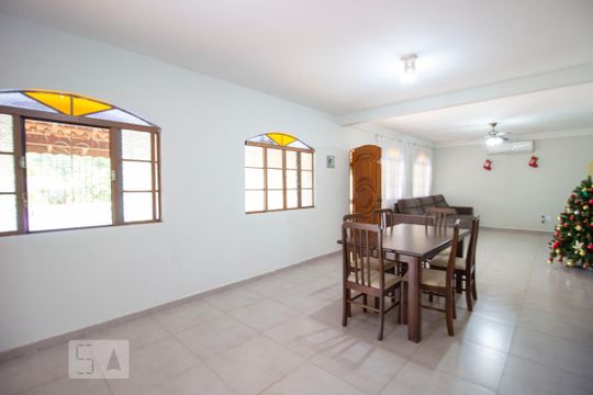 Cozinha de casa à venda com 3 quartos, 400m² em Bairro do Mursa, Várzea Paulista