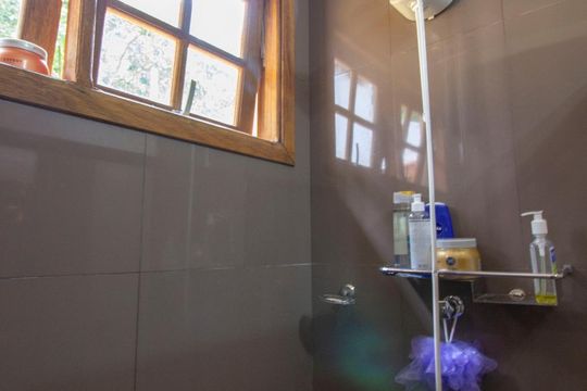 Chuveiro de casa à venda com 3 quartos, 400m² em Bairro do Mursa, Várzea Paulista