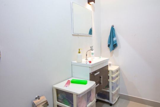 Banheiro da Suíte de casa à venda com 3 quartos, 400m² em Bairro do Mursa, Várzea Paulista