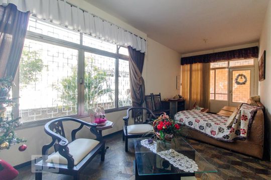 Sala de casa à venda com 4 quartos, 244m² em Vila Ivone, São Paulo