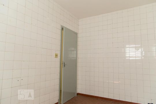 Cozinha de casa para alugar com 2 quartos, 58m² em Vila Monte Alegre, São Paulo