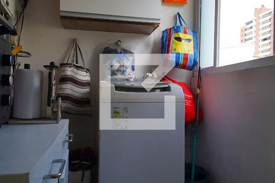 Cozinha-Area de serviço  de apartamento à venda com 2 quartos, 58m² em Petrópolis, Porto Alegre