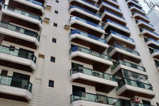 Fachada do bloco de apartamento para alugar com 4 quartos, 256m² em Canto do Forte, Praia Grande