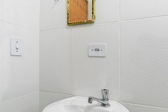 Banheiro - Pia de apartamento para alugar com 2 quartos, 55m² em Vila Esperança, São Paulo