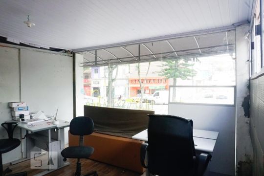 Escritório de casa à venda com 2 quartos, 300m² em Parque Artur Alvim, São Paulo