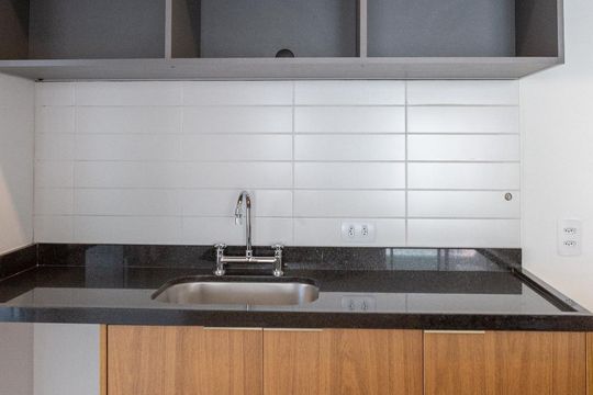 Cozinha de apartamento à venda com 2 quartos, 72m² em Vila Pompéia, São Paulo