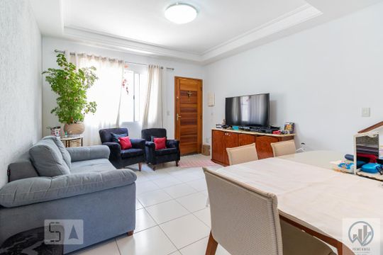 Sala de casa de condomínio à venda com 2 quartos, 74m² em Vila Arriete, São Paulo