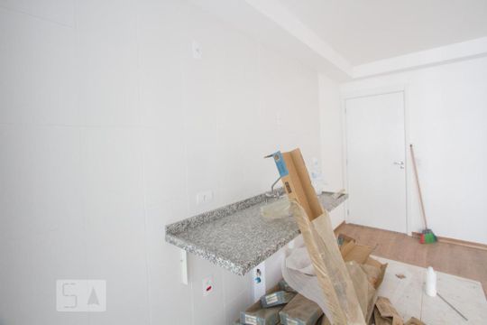 Cozinha de apartamento para alugar com 2 quartos, 55m² em Santo Amaro, São Paulo