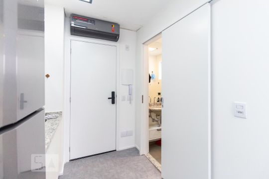 Cozinha de kitnet/studio para alugar com 1 quarto, 22m² em Vila Mariana, São Paulo