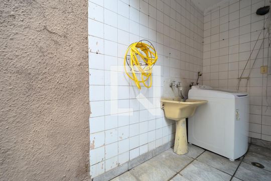Área de Serviço de casa à venda com 3 quartos, 170m² em Jabaquara, São Paulo