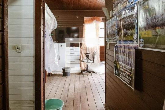 Corredor casa 2 de casa à venda com 3 quartos, 101m² em Cavalhada, Porto Alegre