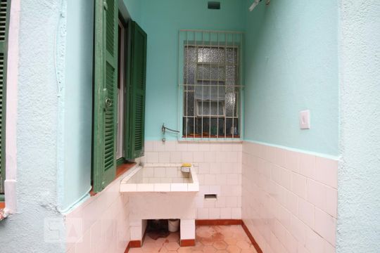 Área de Serviço de casa à venda com 3 quartos, 476m² em Jardim da Saúde, São Paulo