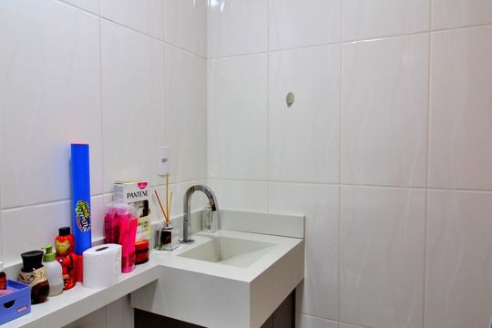 Banheiro de apartamento à venda com 2 quartos, 110m² em Jardim Bom Pastor, Santo André