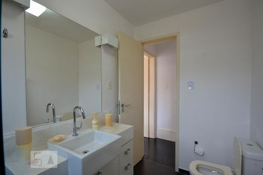 Banheiro de apartamento à venda com 1 quarto, 60m² em Vila Mariana, São Paulo