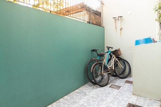Área Externa de casa de condomínio à venda com 3 quartos, 153m² em Ipanema, Porto Alegre