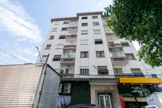 Fachada de apartamento à venda com 2 quartos, 84m² em Brás, São Paulo