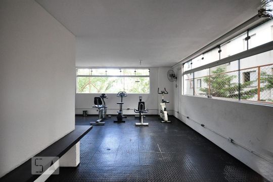 Academia de apartamento à venda com 3 quartos, 75m² em Vila Andrade, São Paulo
