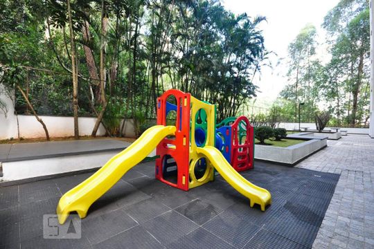 Playground 1 de apartamento à venda com 3 quartos, 75m² em Vila Andrade, São Paulo