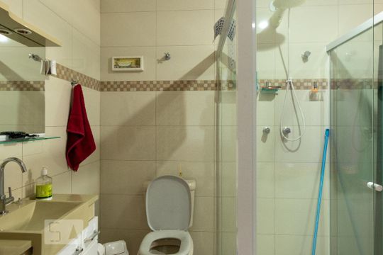 Banheiro de casa à venda com 3 quartos, 280m² em Nova Gerty, São Caetano do Sul