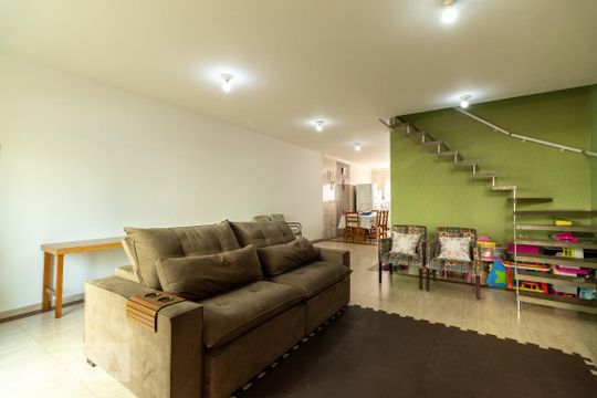 Casa à venda com 3 quartos, 280m² em Nova Gerty, São Caetano do Sul