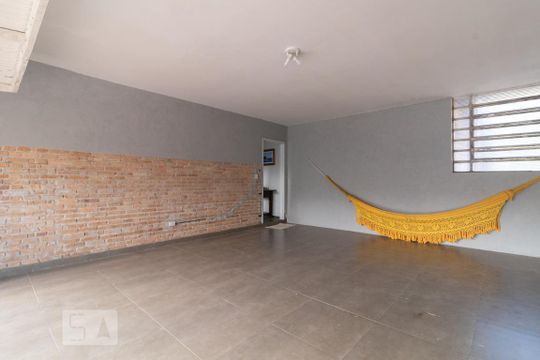 Garagem de casa à venda com 4 quartos, 350m² em Vila Assunção, Porto Alegre