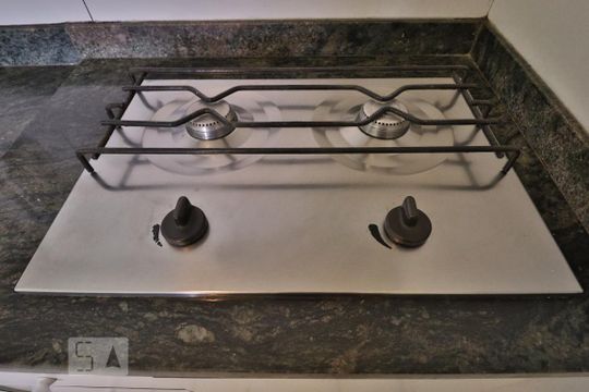 Cozinha de apartamento à venda com 1 quarto, 36m² em Jardins, São Paulo