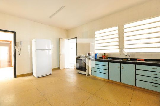 Apartamento à venda com 3 quartos, 300m² em Jardim Paulista, São Paulo