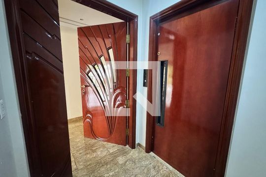 Sala   de apartamento para alugar com 5 quartos, 424m² em Real Parque, São Paulo
