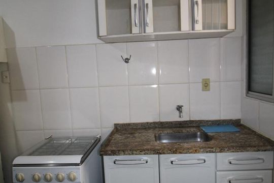 Quarto e Cozinha de kitnet/studio para alugar com 1 quarto, 30m² em Cidade Universitária, Campinas