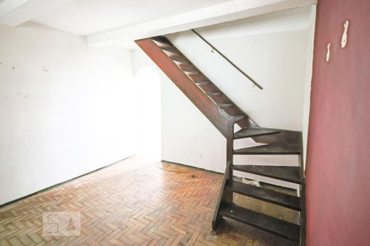 Sala de casa à venda com 2 quartos, 100m² em Vila Butantã, São Paulo