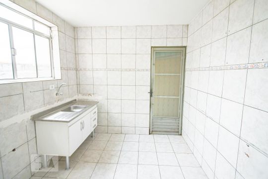 Cozinha de casa à venda com 2 quartos, 100m² em Vila Butantã, São Paulo