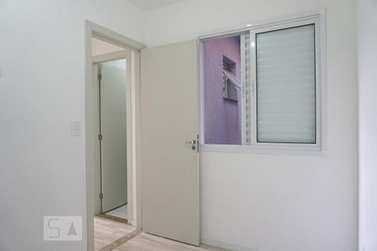 Quarto de casa de condomínio para alugar com 2 quartos, 55m² em Vila Santa Teresa, São Paulo