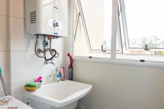 Área de Serviço de apartamento para alugar com 1 quarto, 51m² em Petrópolis, Porto Alegre
